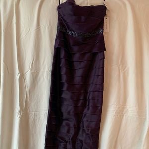 Calvin Klein Sleeveless Floor Length Dress Size 2